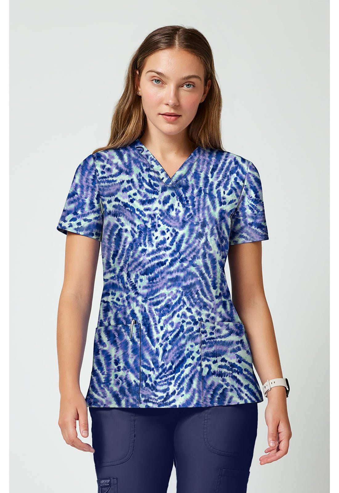 Twirled Tiger Cherokee Achieve V-Neck Scrub Top CK00010 TWTI - Scrubs Select