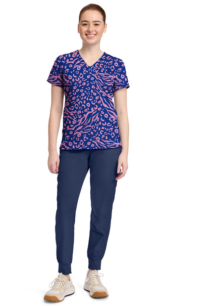 Blusa médica de cuello en V con estampado Med Couture en dos tonos MC632 TTSN