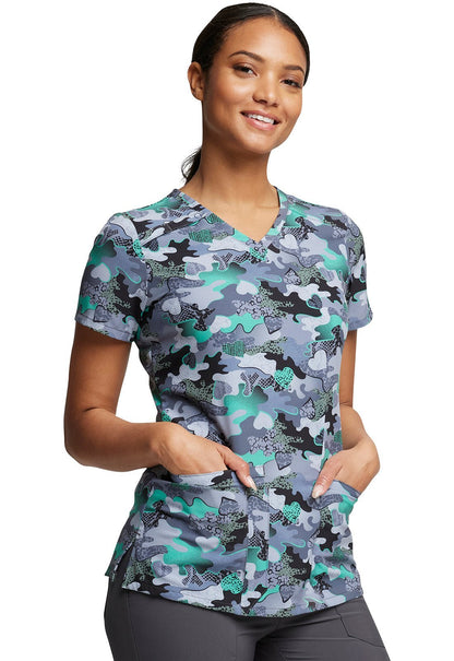 Heart Camo Dickies Print V Neck Scrub Top DK616 TGLV - Scrubs Select