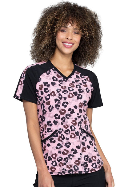Abstract Cherokee Infinity Print V Neck Scrub Top CK656 CASO - Scrubs Select