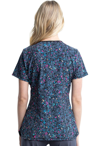 Abstract Print V Neck Scrub Top CK634 SKYS - Scrubs Select