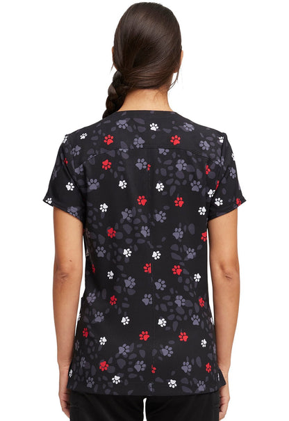 Cruella HeartSoul Print Disney V Neck Scrub Top HS794 VIWN - Scrubs Select
