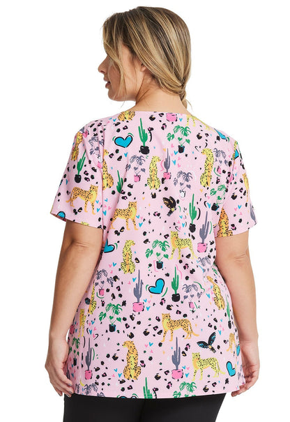 Jungle Of Love HeartSoul Animal Print V Neck Scrub Top HS614 JULV - Scrubs Select