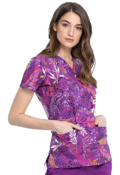 Leaves Print Cherokee V Neck Scrub Top CK616 FAIV - Scrubs Select