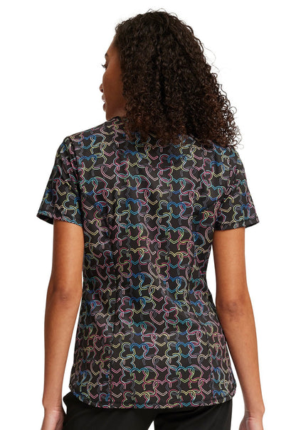 Links Of Love Cherokee Heart Infinity Print V Neck Scrub Top CK771 LNKV - Scrubs Select